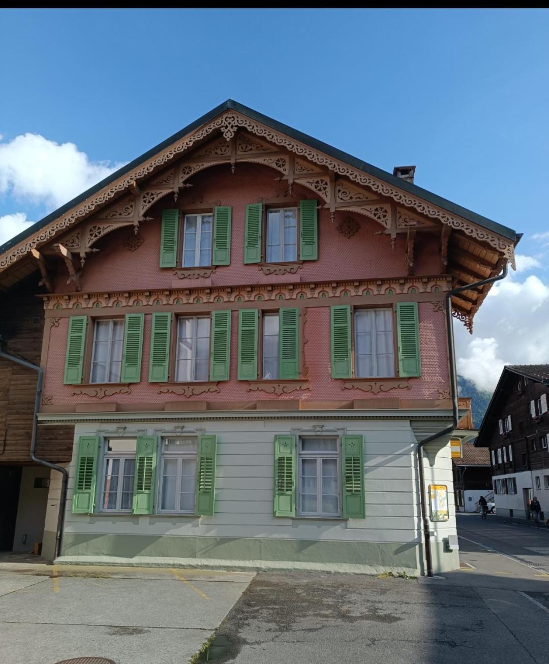 Mon Amour Apartment Interlaken Exterior foto